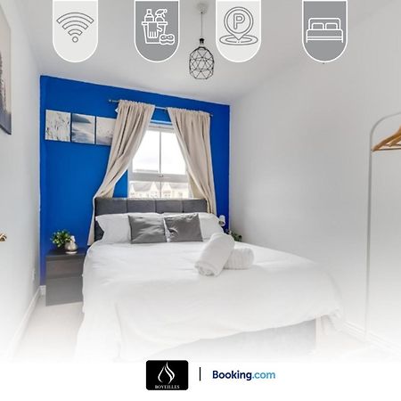 2 Bed House By Boyeilles Apartments Short Lets & Serviced Accommodation Belfast With Balcony & Free Parking Exteriör bild